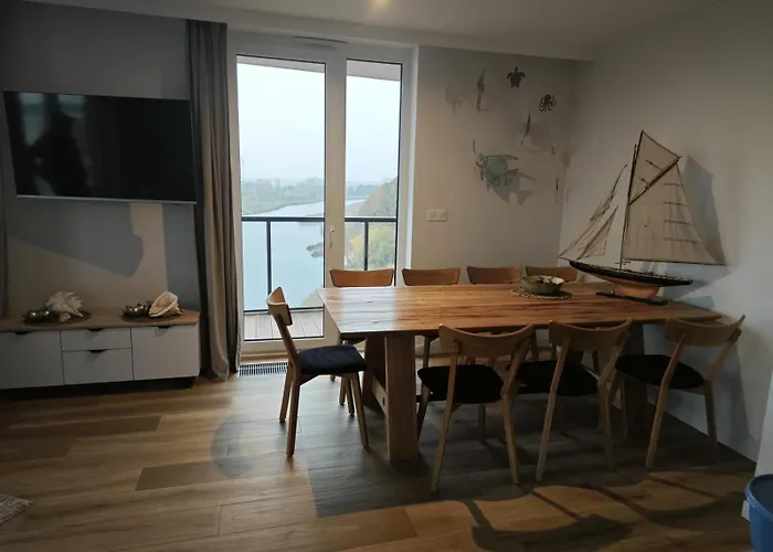 Ostsee Penthouse Apartment Treptower Deep
