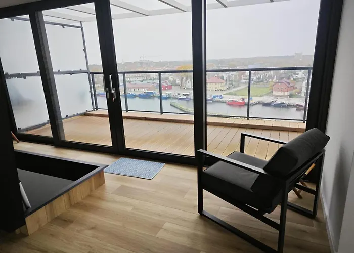 Ostsee Penthouse Apartment Treptower Deep